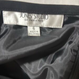 Jones studio skirt